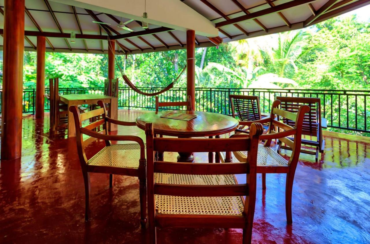Julia Safari Inn Tissamaharama Ngoại thất bức ảnh
